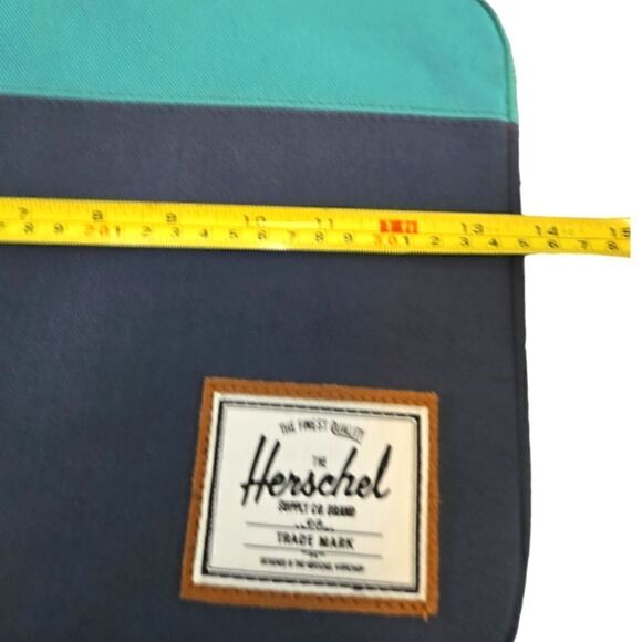 EC THE HERSCHEL SUPPLY CO. ANCHOR LAPTOP/IPAD SLEEVE - Picture 5 of 7